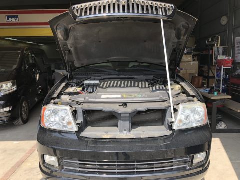 2005年 リンカーン ナビゲーター ブレーキ点検 Bodyworks Ritz ボディワークスリッツ アメ車を中心とした中古車販売 修理 カスタム 鈑金塗装 千葉 2005年 リンカーン ナビゲーター ブレーキ点検 Bodyworks Ritz ボディワークスリッツ アメ車を中心とした中古車販売 修理 カスタム 鈑金塗装 千葉